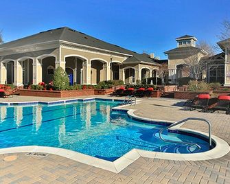 Execustay At Jamison At Brier Creek - Raleigh - Pool