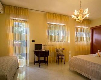 Geo House - Termoli - Bedroom