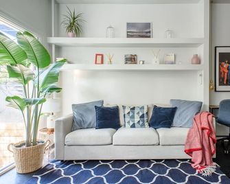 The Dutch House, Cobble Hill, Boutique townhouse with private garden. - Brooklyn - Wohnzimmer
