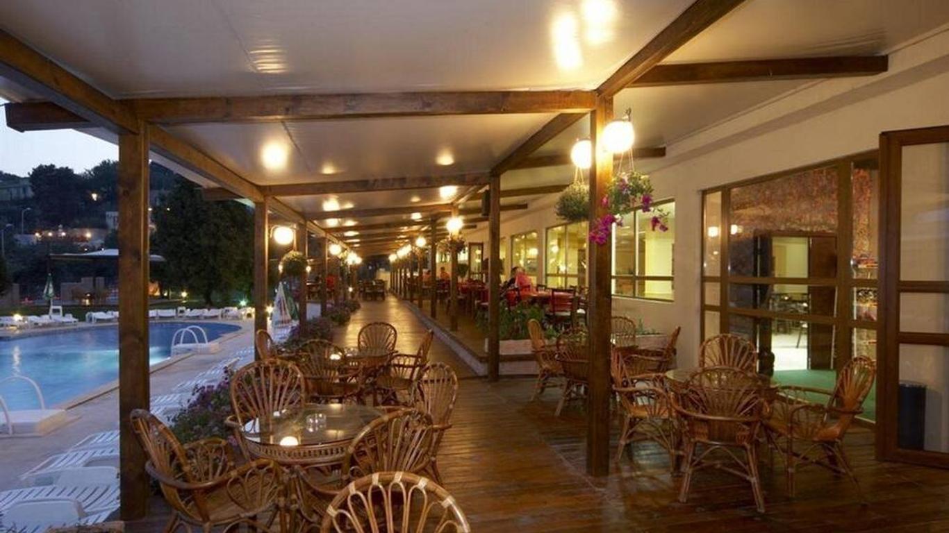 Detelina Hotel
