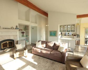 For Sea Forever - Cambria - Living room