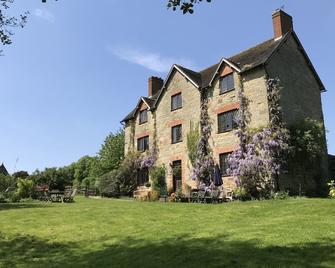 Abbey Farm Bed and Breakfast - Atherstone - Edificio