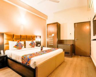 Fabhotel Conclave Boutique - New Delhi - Bedroom