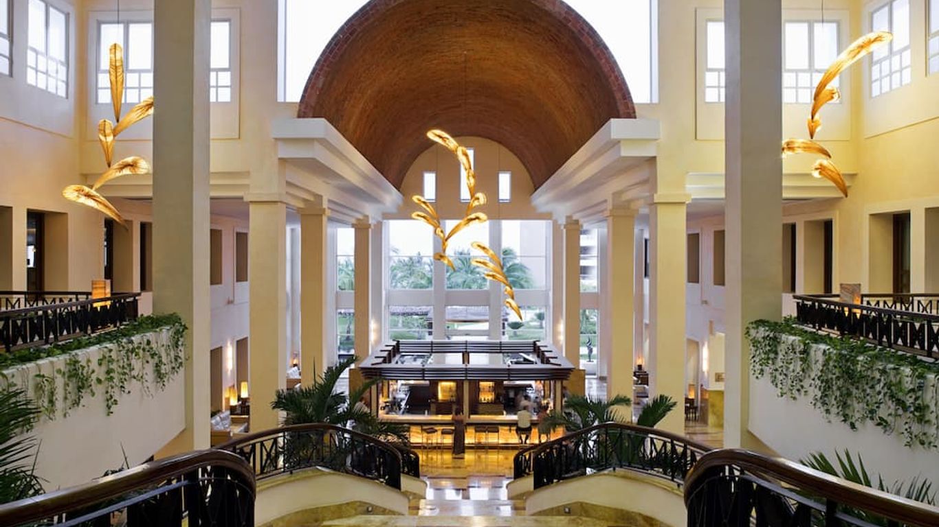 Excellence Playa Mujeres