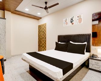 Hotel O Nilsa - Boisar - Bedroom