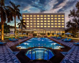 Tajview, Agra-Ihcl Seleqtions - Agra - Basen