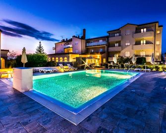 Villa Badi - Umag - Piscina