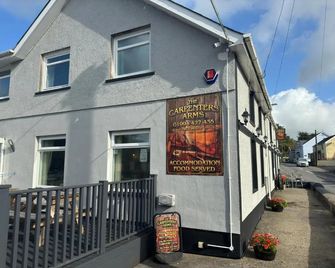 Carpenters Arms - Carmarthen - Budova