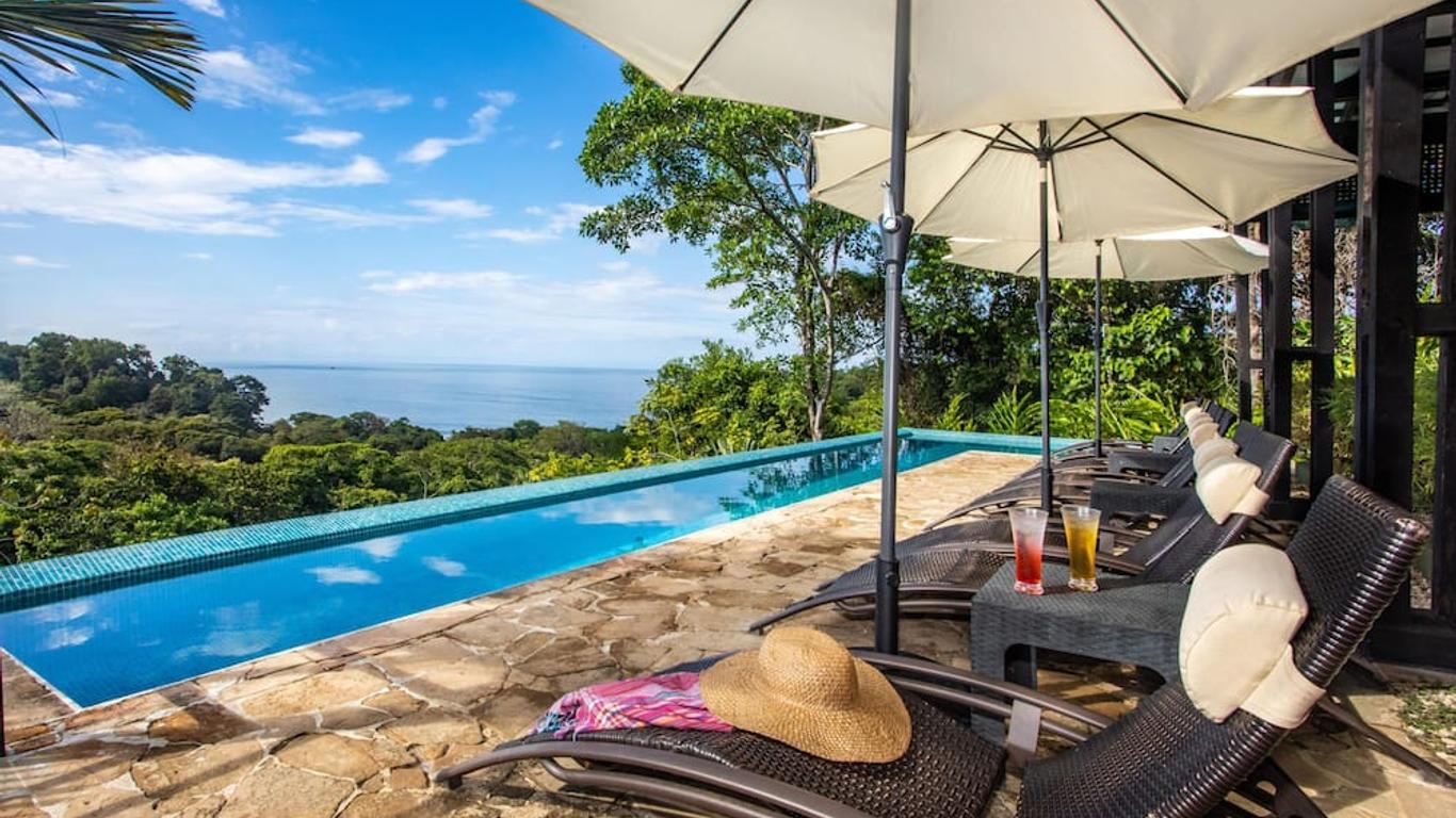 Tiki Villas Rainforest Lodge - Adults Only