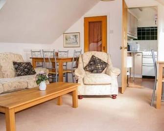 Uplands - Sherborne - Living room