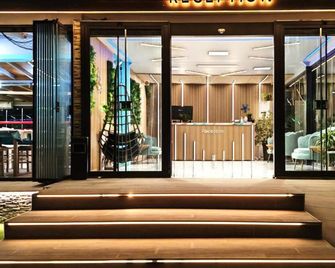 Grand Beach Hotel - Limenaria - Recepción