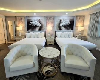 Island House Resort Hotel - North Redington Beach - Lounge