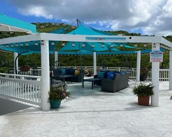 Cozy Studio close distance to Magen Bay Beach - סנט תומאס - פטיו