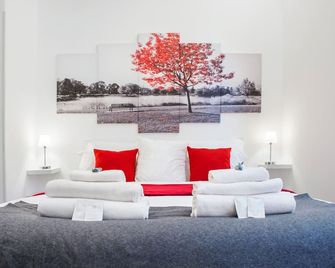 Tourist House Fringe Apartment - Bologna - Bedroom