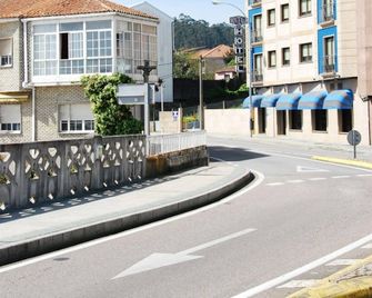 Hotel Montemar - O Grove - Budova