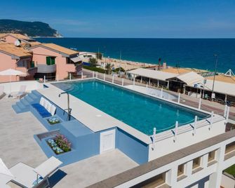 Mia Hotel Numana - Numana - Pool