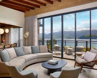 Mango House Seychelles, LXR Hotels & Resorts - Victoria - Living room