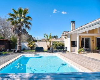 Villa Hibiscus à 10 min de l'océan - Saubion - Pool