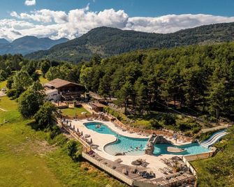 Camping Rcn Les Collines De Castellane - Castellane