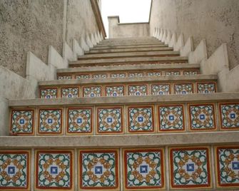 Casa Sbrizza - Rosolini - Escaleras