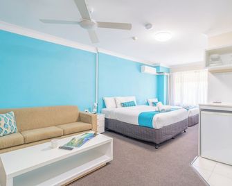 Byron Bayside Central Studio Apartments - Byron Bay - Bedroom