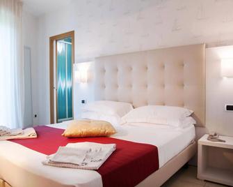 Hotel Abc - Riccione - Bedroom