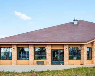 Quality Inn & Suites - Kimberly - Building