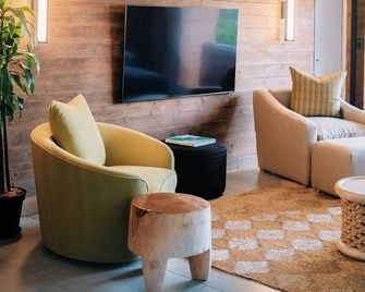 The Oyster Box Beach House by The Oyster Collection - Kenton on Sea - Area lounge