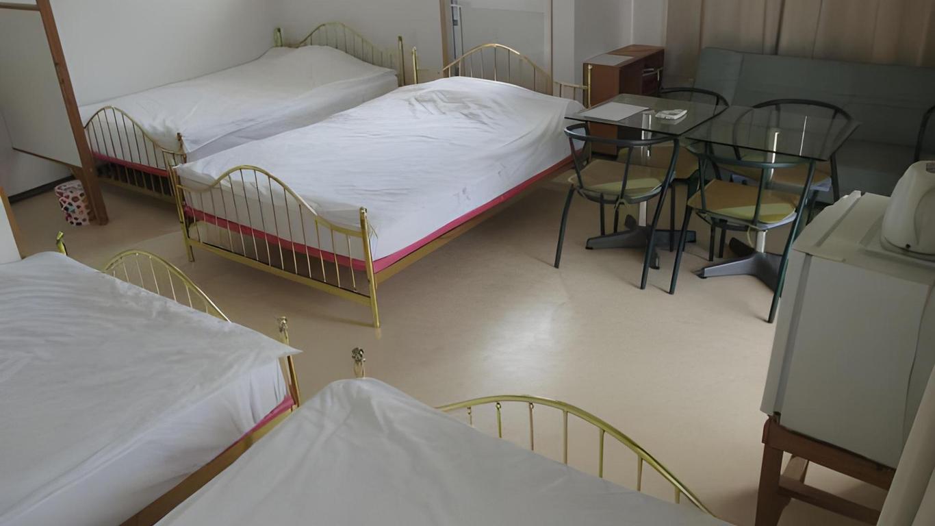 Ken Hostel