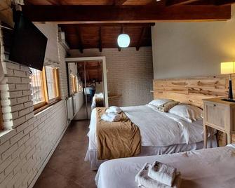 Hotel Antiguo Camino - וילה ג'נרל בלגראנו - חדר שינה