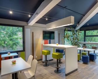 ibis budget Brignoles Provence Verte - Brignoles - Gebäude