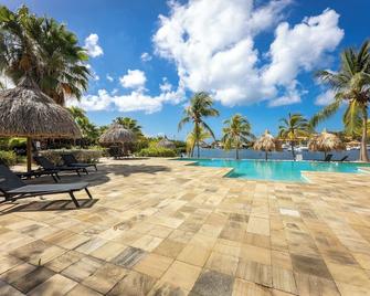 Spanish Water Apartments - Ocean View D1 - Sint Willibrordus - Piscina