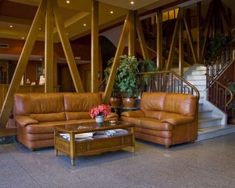 Hotel Perales - Talavera de la Reina - Lobby
