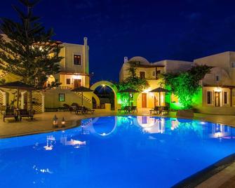 Smaragdi Hotel - Thera - Pool