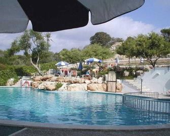 Hostal Xuroy - Sant Lluis - Pool