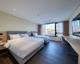 Hotel Summit - Gwangju - Bedroom