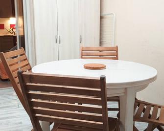 Studio 1 - Vaison-la-Romaine - Salle à manger