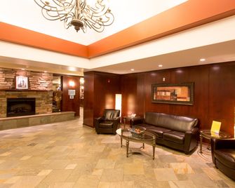 Holiday Inn Express & Suites Drayton Valley By IHG - Drayton Valley - Lobby