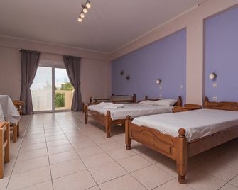 Mediterranean Sea Hotel - Palaiochora - Bedroom