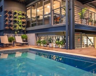 Casco View Apartments - Panama City - Pool