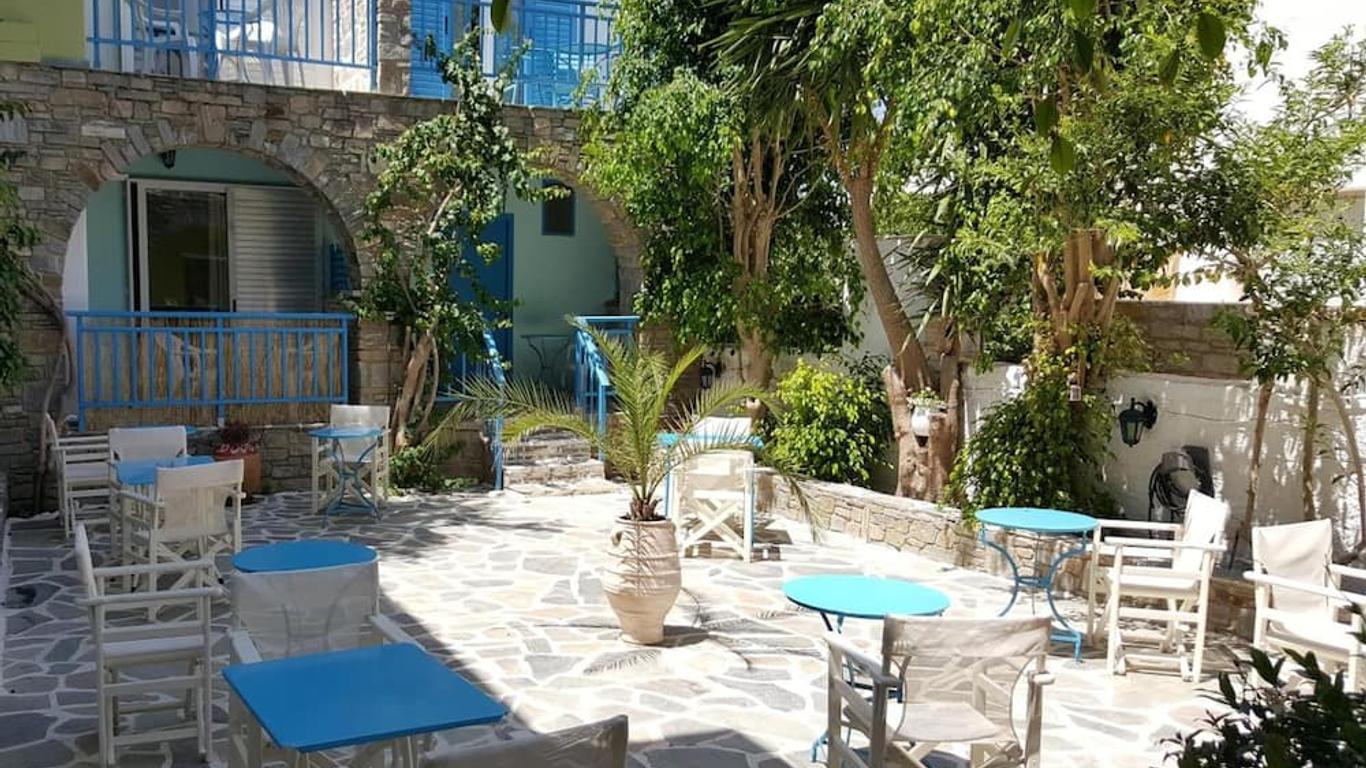 Aratos Hotel