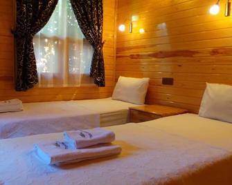 Mercan Bungalow - צ'יראלי - חדר שינה