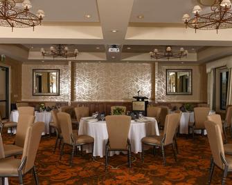 Woolley’s Classic Suites - Aurora - Restaurante