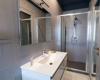 Hotel Enzo - Porto Recanati - Baño