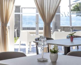 Santantonioresort - Riposto - Restaurace