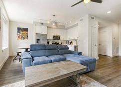 Stylish Living Near French Quarter! - New Orleans - Stue