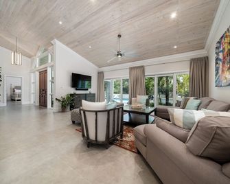 Orchid House - Nasáu - Sala de estar