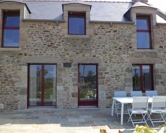 Character house completely renovated - Saint-Méloir-des-Ondes - Building