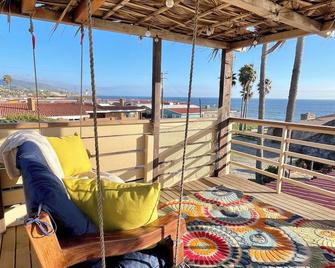 Cozy Rustic Boutique 1BR wLoft Ocean Views Steps to Beach - Rosarito - Balcon
