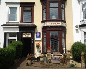 Le Maitre - Southport - Building